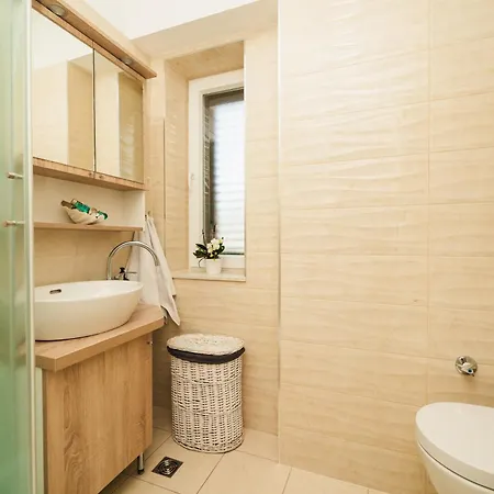 Perina Apartment *